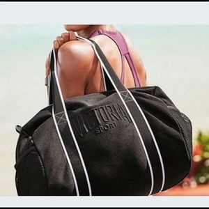 Victoria’s Secret Duffle Gym Bag